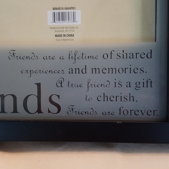 FRIENDS Photo / Picture Frame - Picture 2 of 3